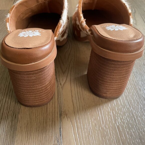 Yellow Box Women's Cow Hair Tan Brown White Mule Clog Shoes 8 - Picture 9 of 9